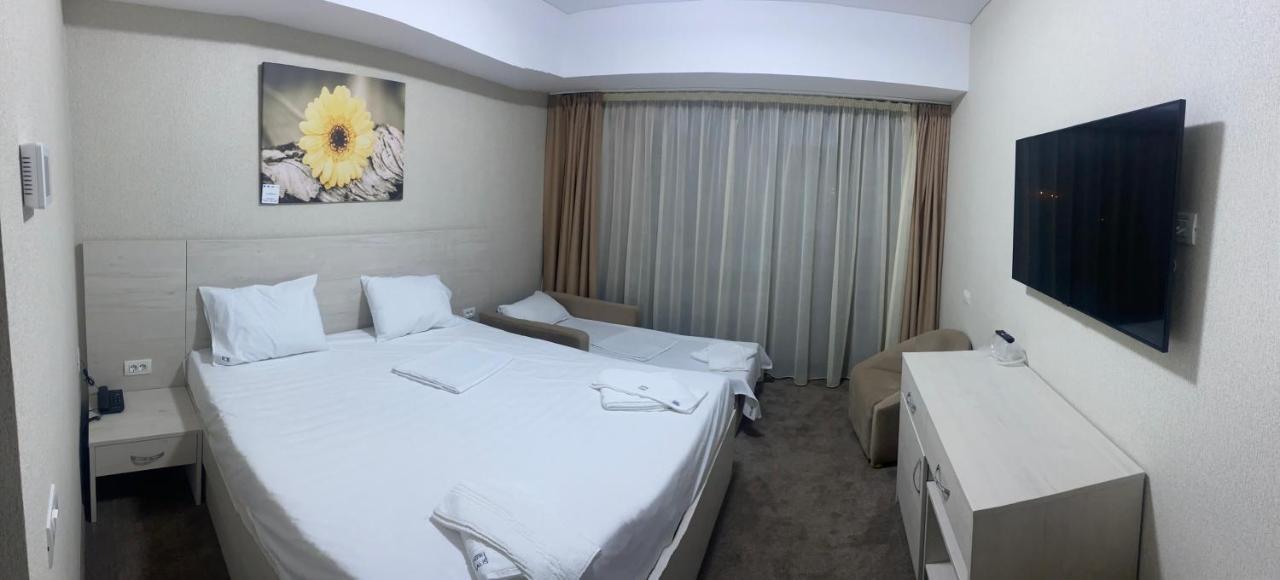 Hotel Alis Eforie Nord Buitenkant foto