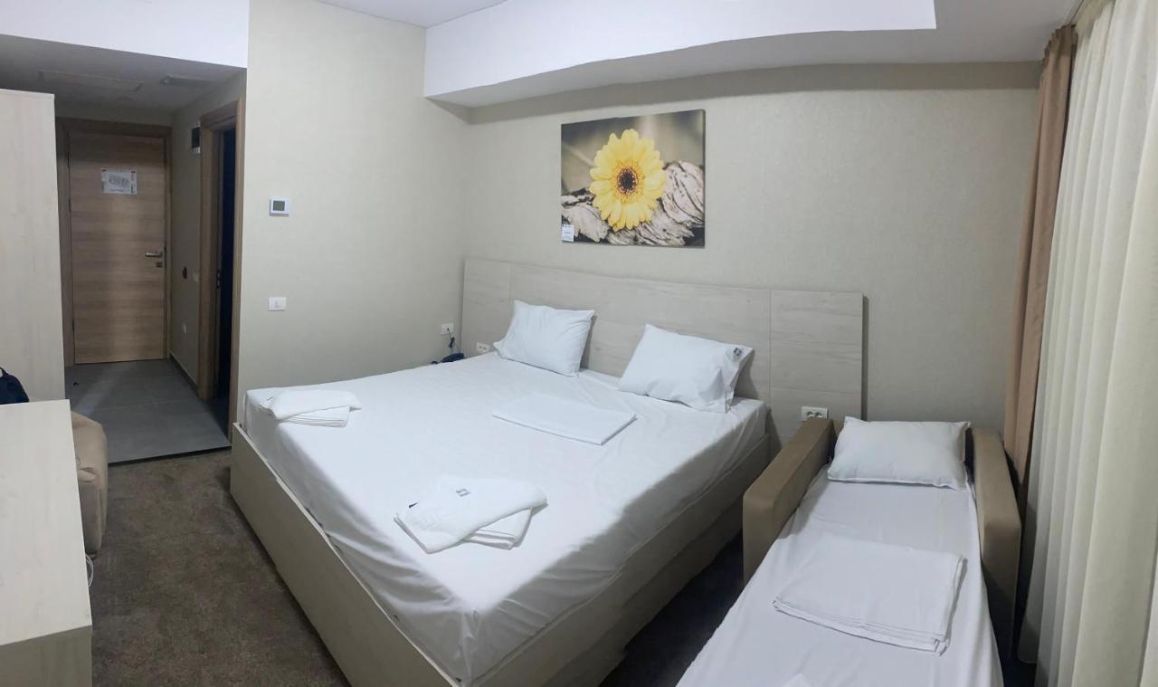 Hotel Alis Eforie Nord Buitenkant foto