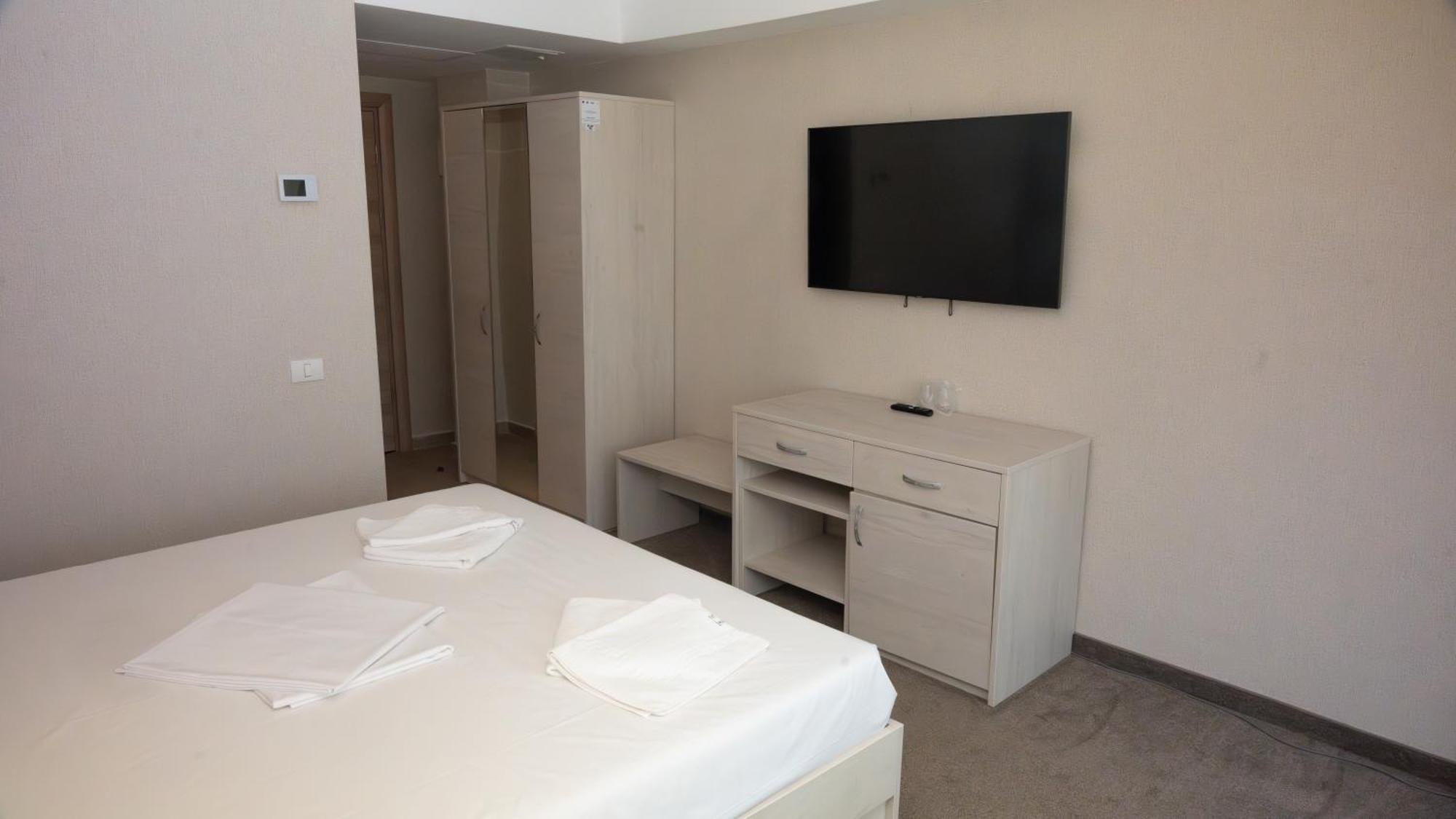 Hotel Alis Eforie Nord Buitenkant foto