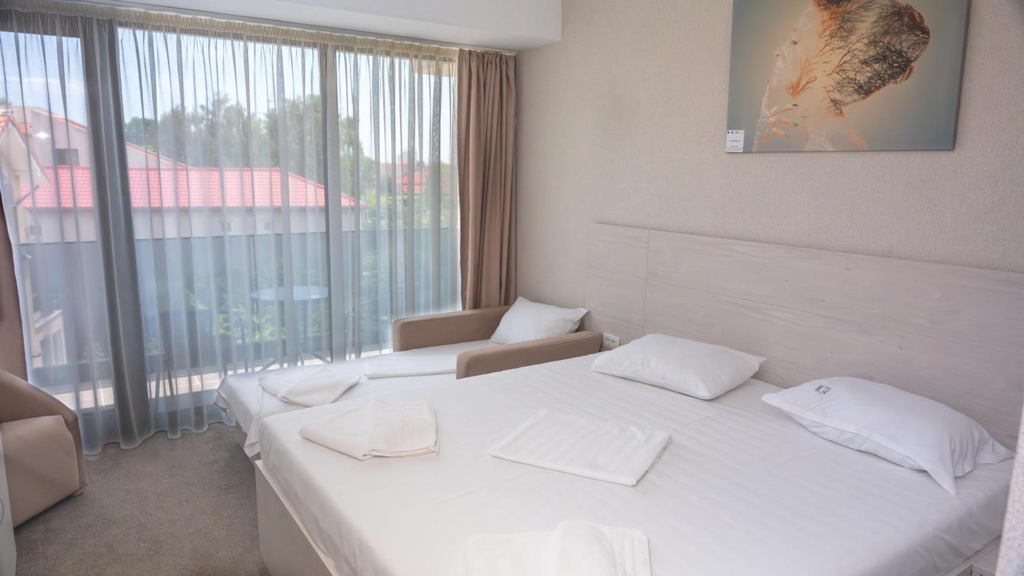 Hotel Alis Eforie Nord Buitenkant foto
